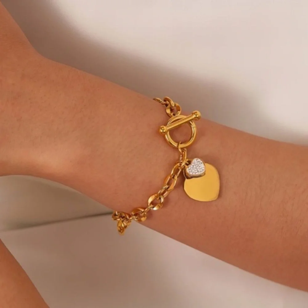 18k Gold Plated Heart Pendant Toggle Chain Bracelet
